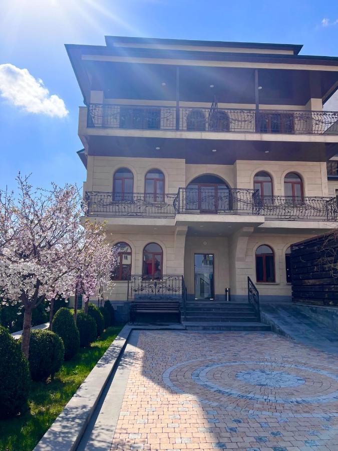 Bien Hotel 예레반 외부 사진