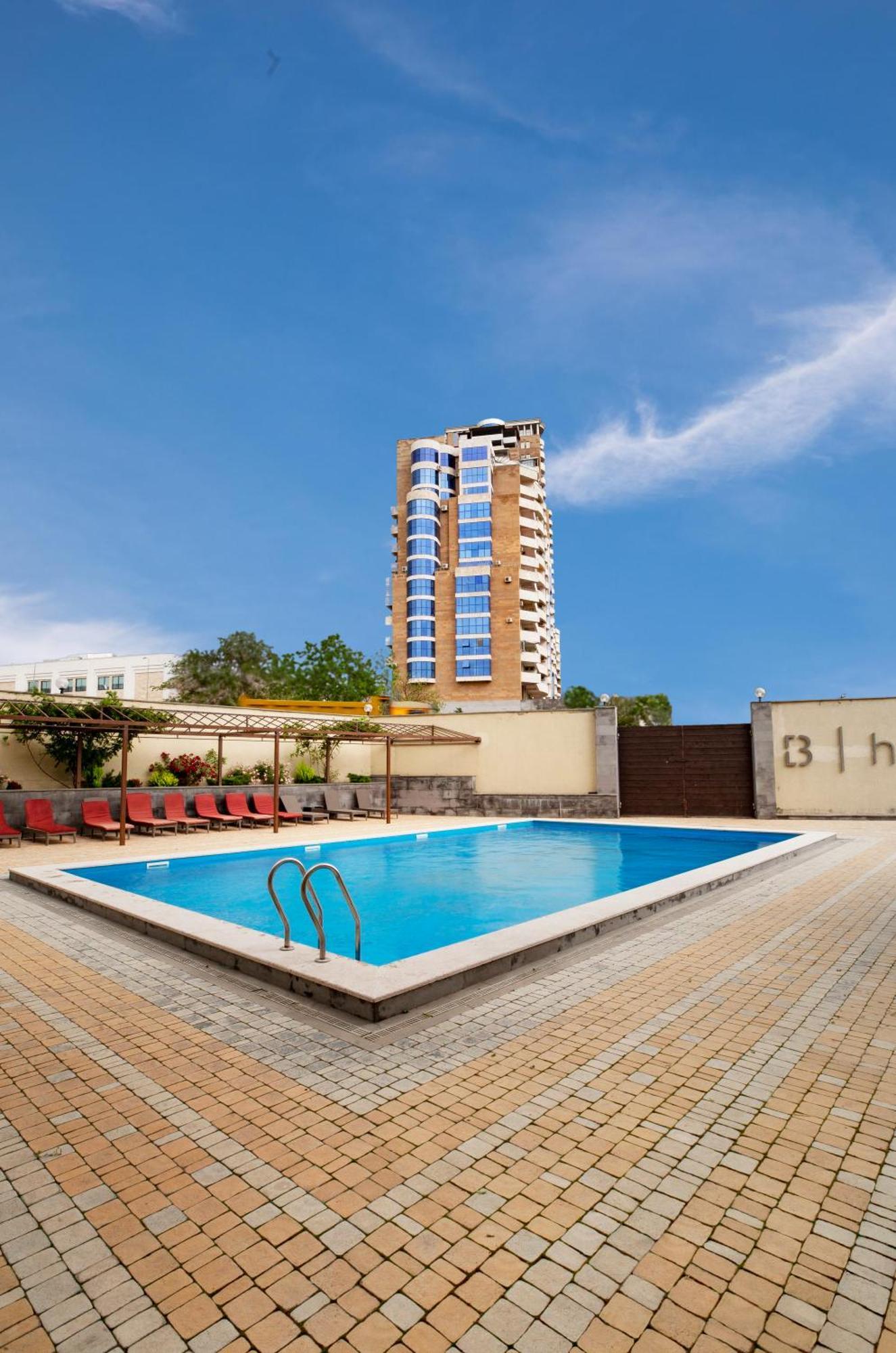 Bien Hotel 예레반 외부 사진